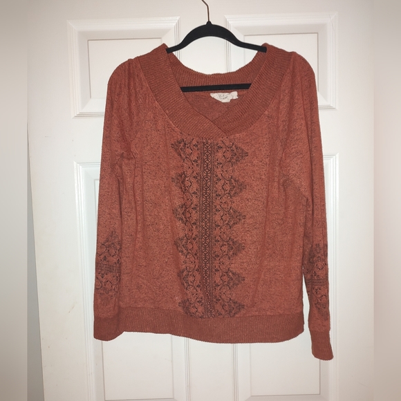 Women's Thin Sweater - Picture 1 of 3